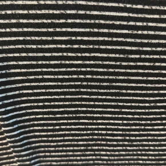 H.I.P stripped Tshirt - Picture 3 of 5